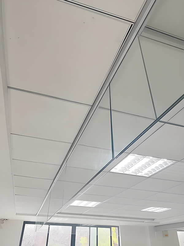 合阳玻璃合阳挡烟垂壁 合阳玻璃合阳挡烟垂壁