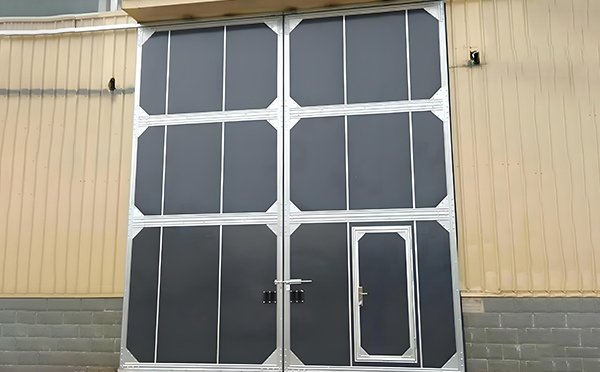 厂房合阳工业门选择与维护全解析：提升效率与安全的关键要素