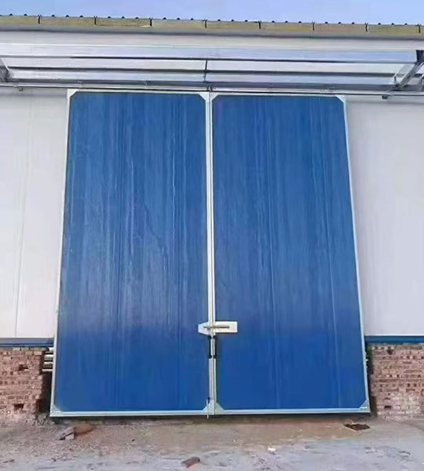 合阳工业门在大型仓储物流通道中的应用实例