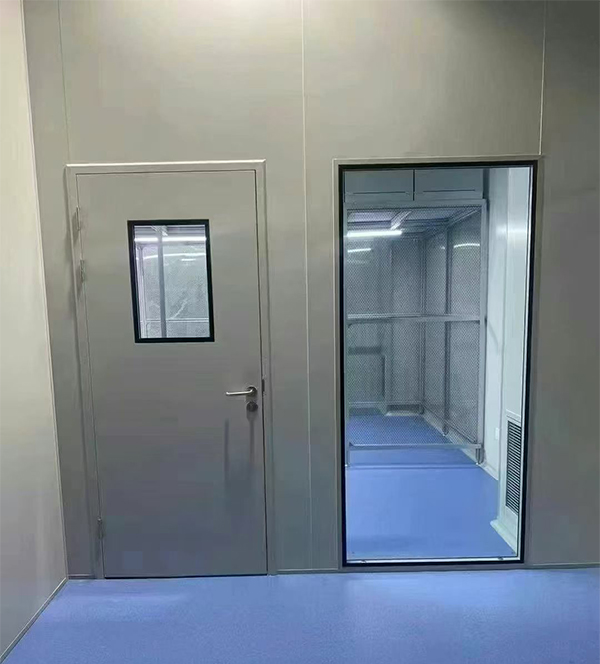 学校教学楼完成合阳防火门标准化安装